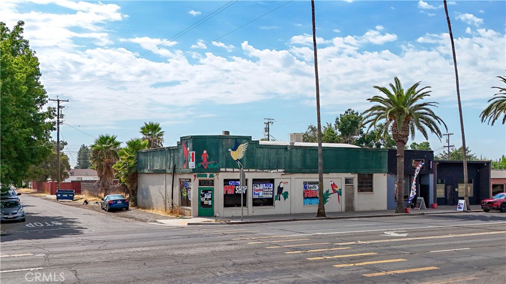 1005 Robertson Blvd, Chowchilla, CA 93610