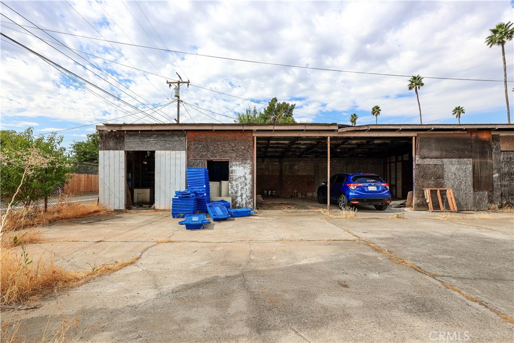 1005 Robertson Blvd, Chowchilla, CA 93610