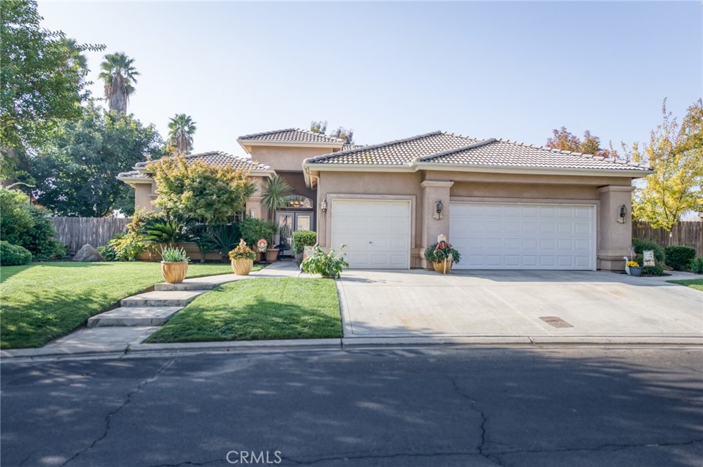 7360 Edgewater St, Chowchilla, CA 93610