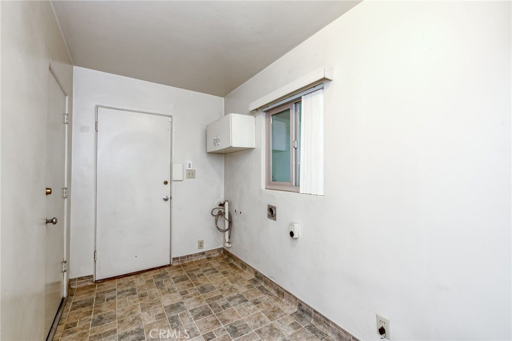 610 Park, Madera, CA 93637