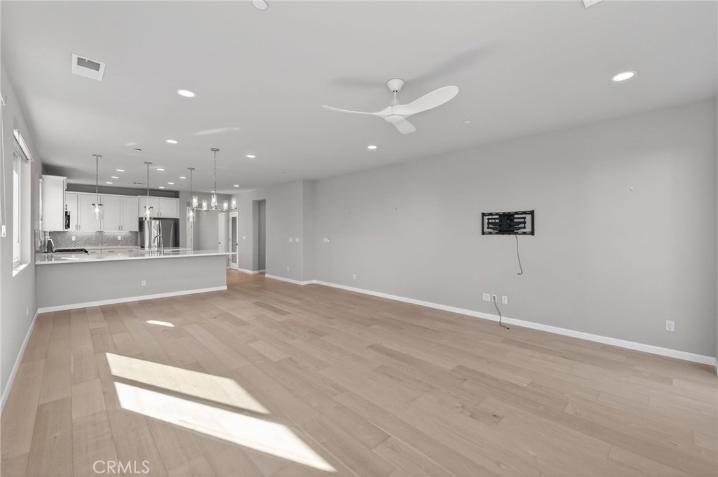 2431 Creekview, Merced, CA 95340