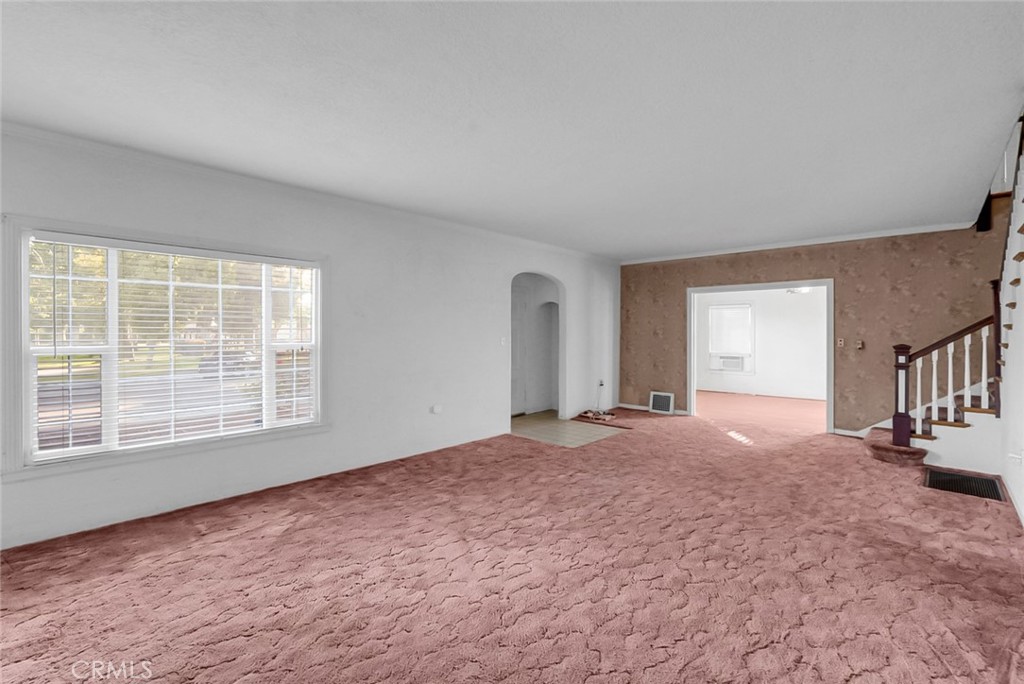 155 N 7th Ave, Chowchilla, CA 93610