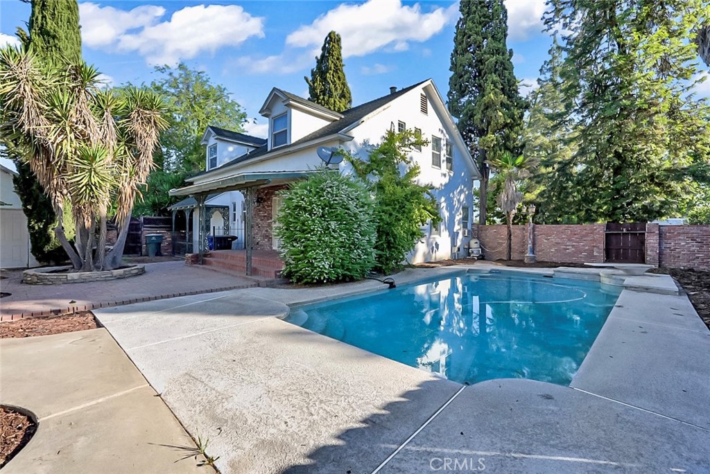 155 N 7th Ave, Chowchilla, CA 93610