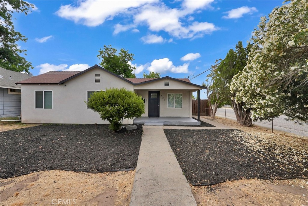 421 Orange Ave, Chowchilla, CA 93610