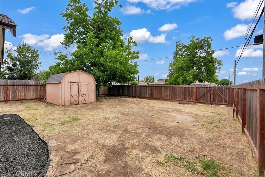 421 Orange Ave, Chowchilla, CA 93610