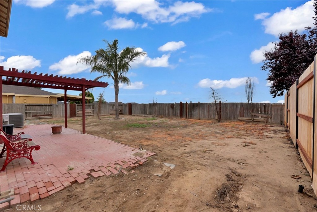 105 Pine Street, Chowchilla, CA 93610