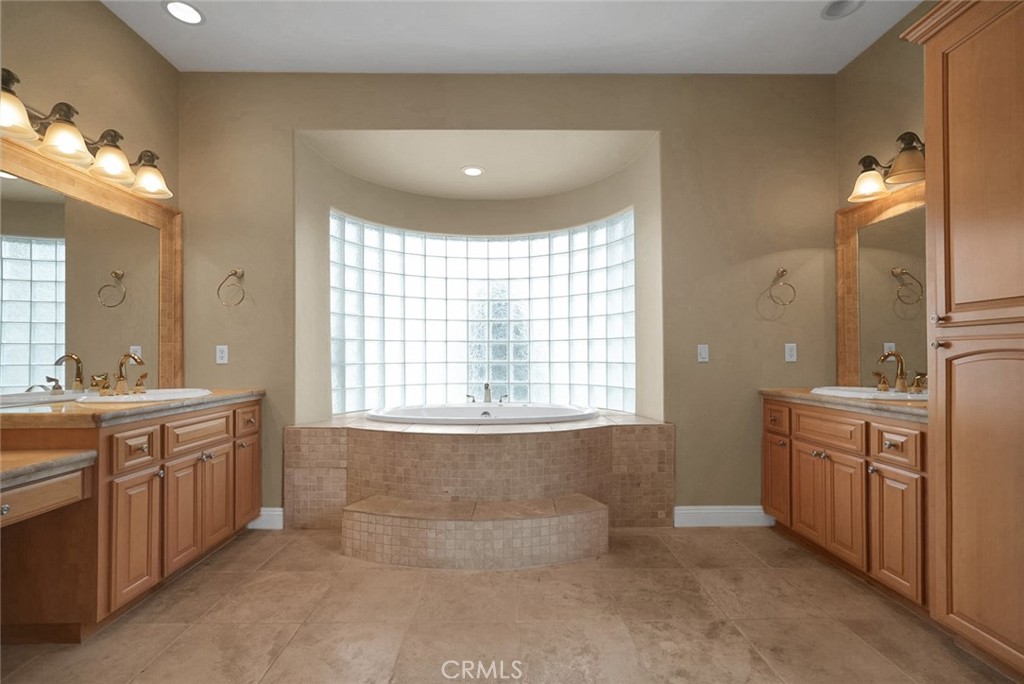 3010 W Golf, Chowchilla, CA 93610