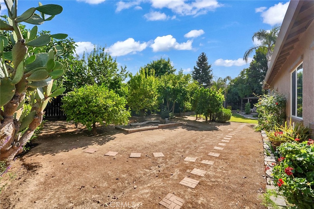 12165 Pheasant Run, Chowchilla, CA 93610