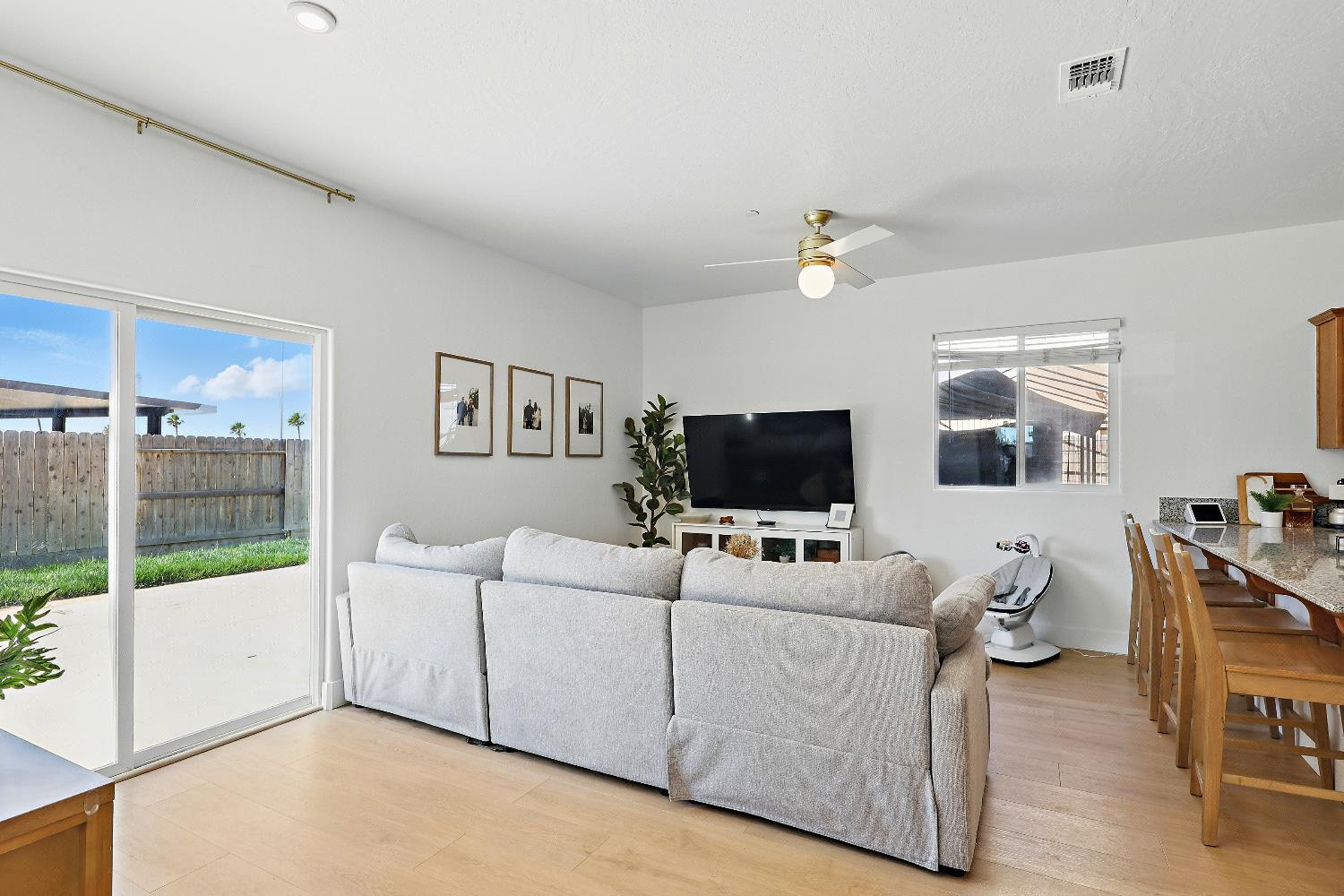 1985 Alma Ct, Chowchilla, CA 93610