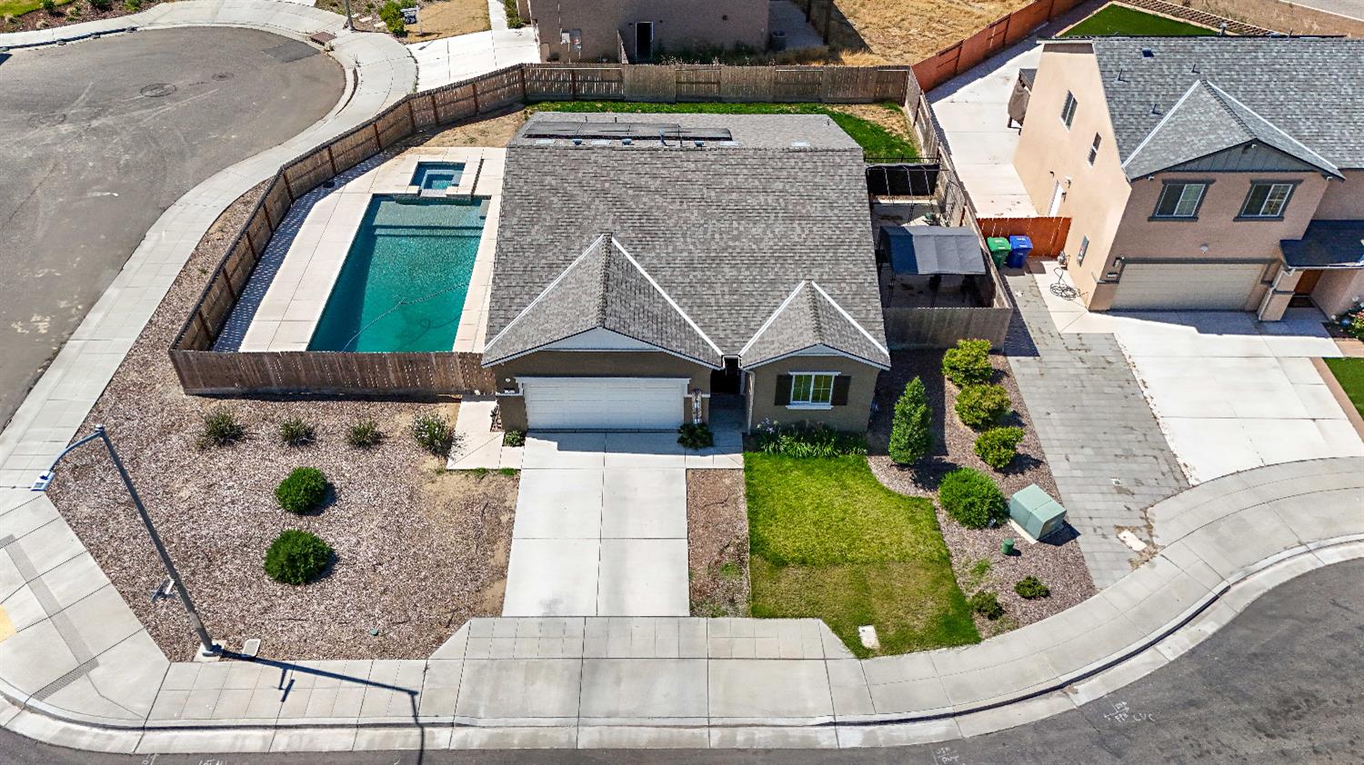 1985 Alma Ct, Chowchilla, CA 93610