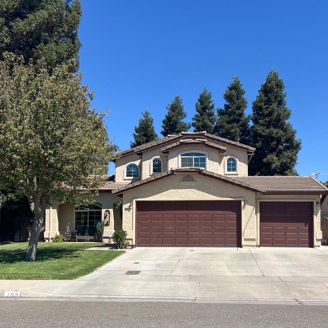 105 Cedar Ct