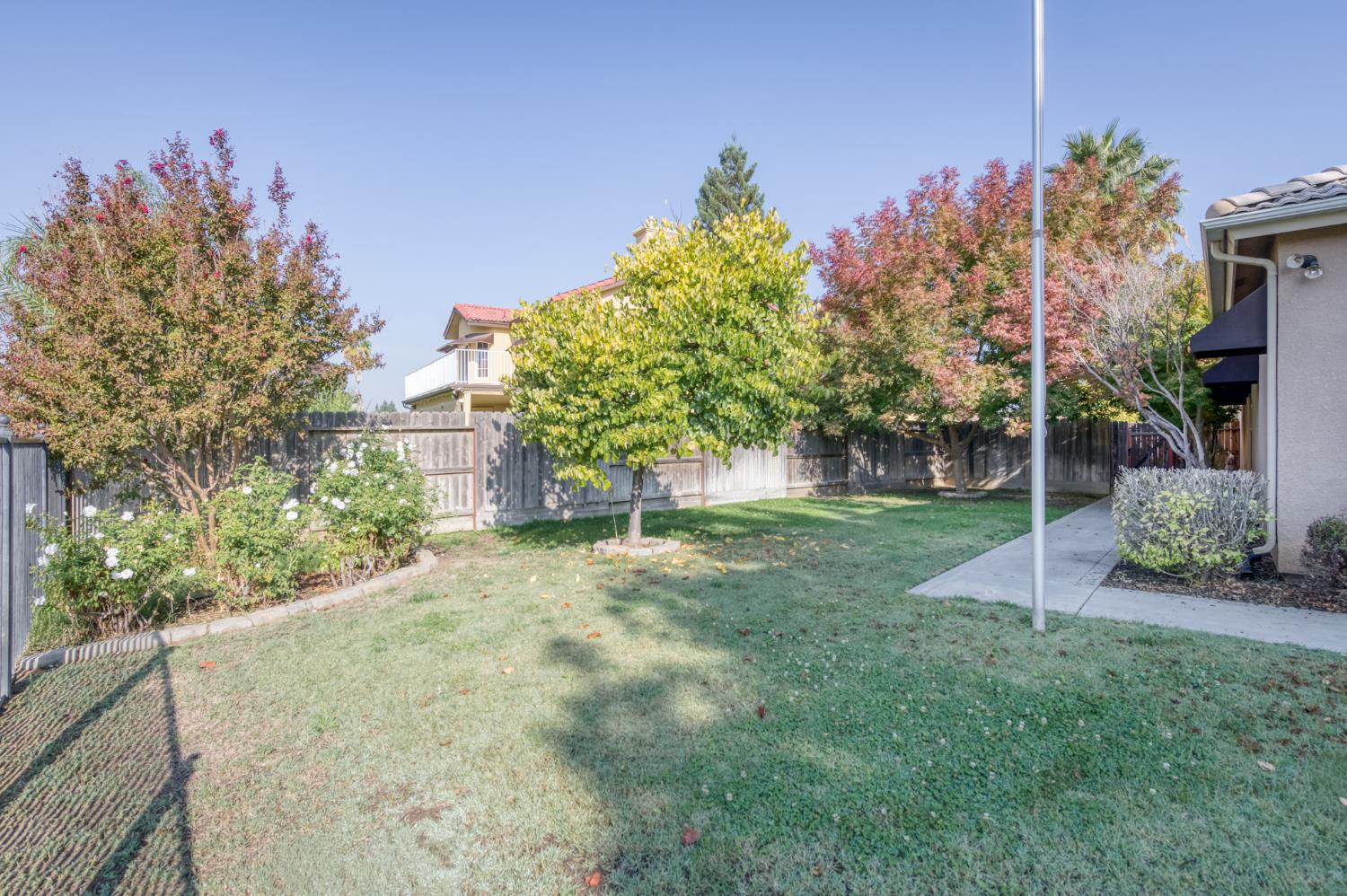 7360 Edgewater St, Chowchilla, CA 93610