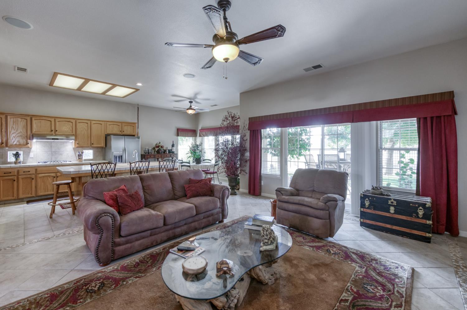 7360 Edgewater St, Chowchilla, CA 93610