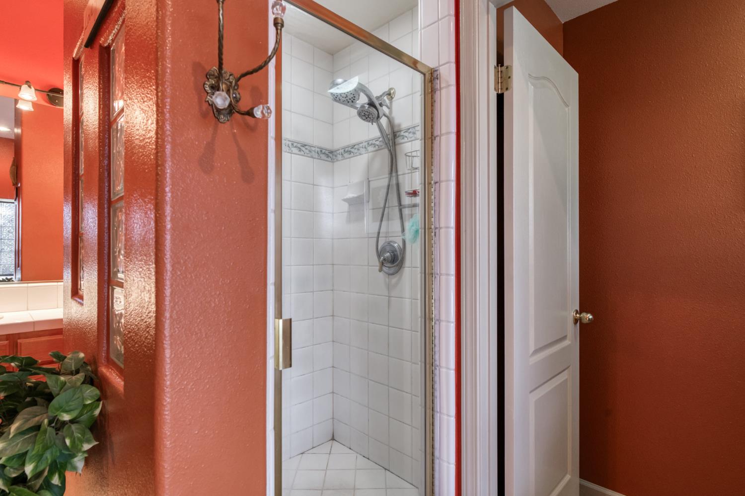 7360 Edgewater St, Chowchilla, CA 93610