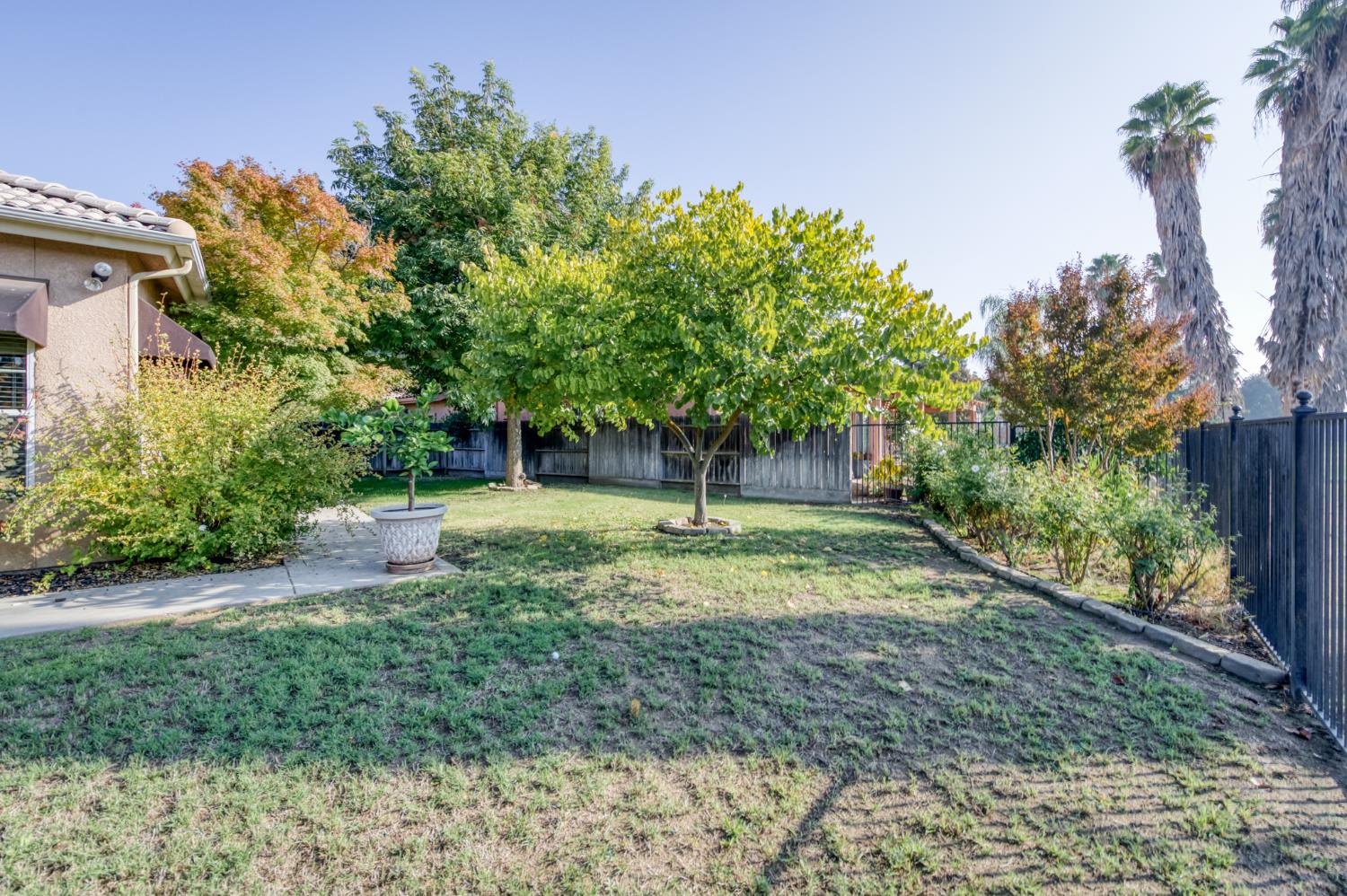 7360 Edgewater St, Chowchilla, CA 93610