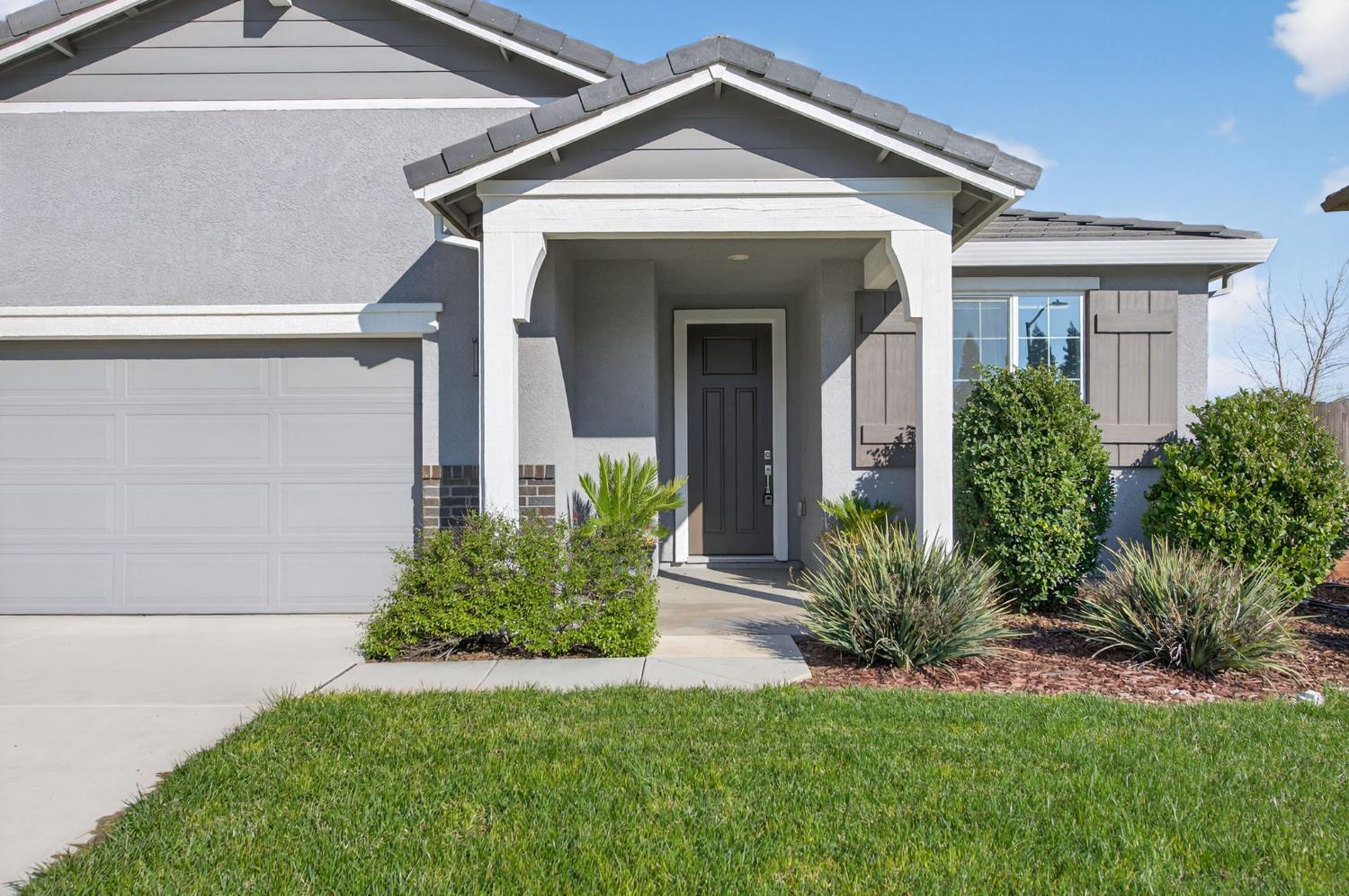 2431 Creekview Dr, Merced, CA 95340