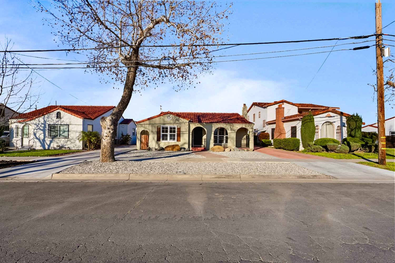 956 J St, Los Banos, CA 93635