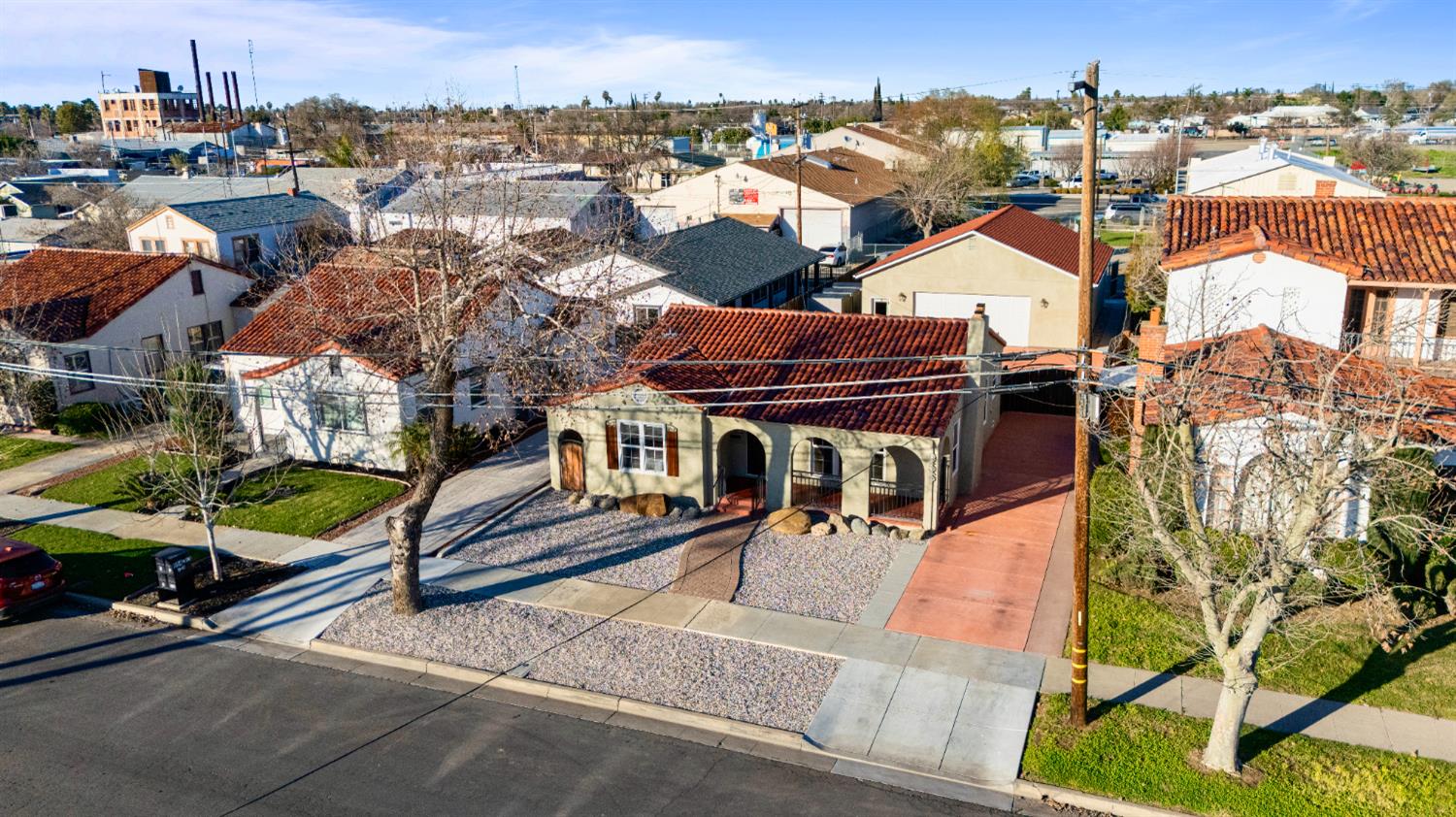 956 J St, Los Banos, CA 93635