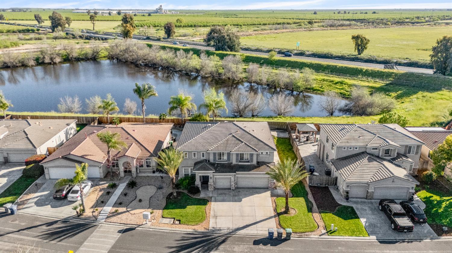 9470 Hillsborough Way, Chowchilla, CA 93610