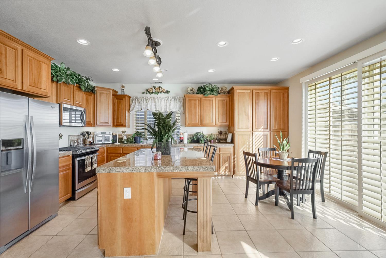 9470 Hillsborough Way, Chowchilla, CA 93610