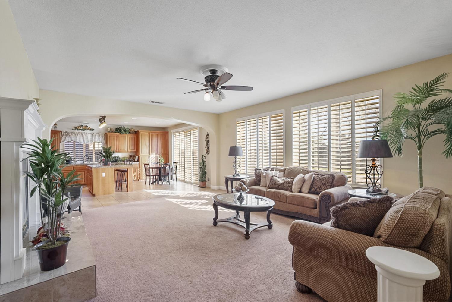 9470 Hillsborough Way, Chowchilla, CA 93610