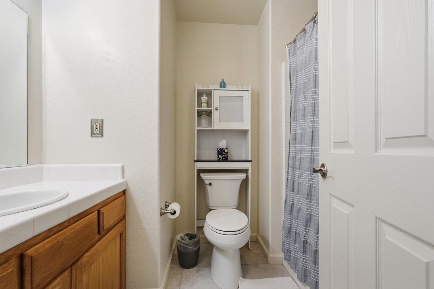 208 Riverside Ave, Chowchilla, CA 93610