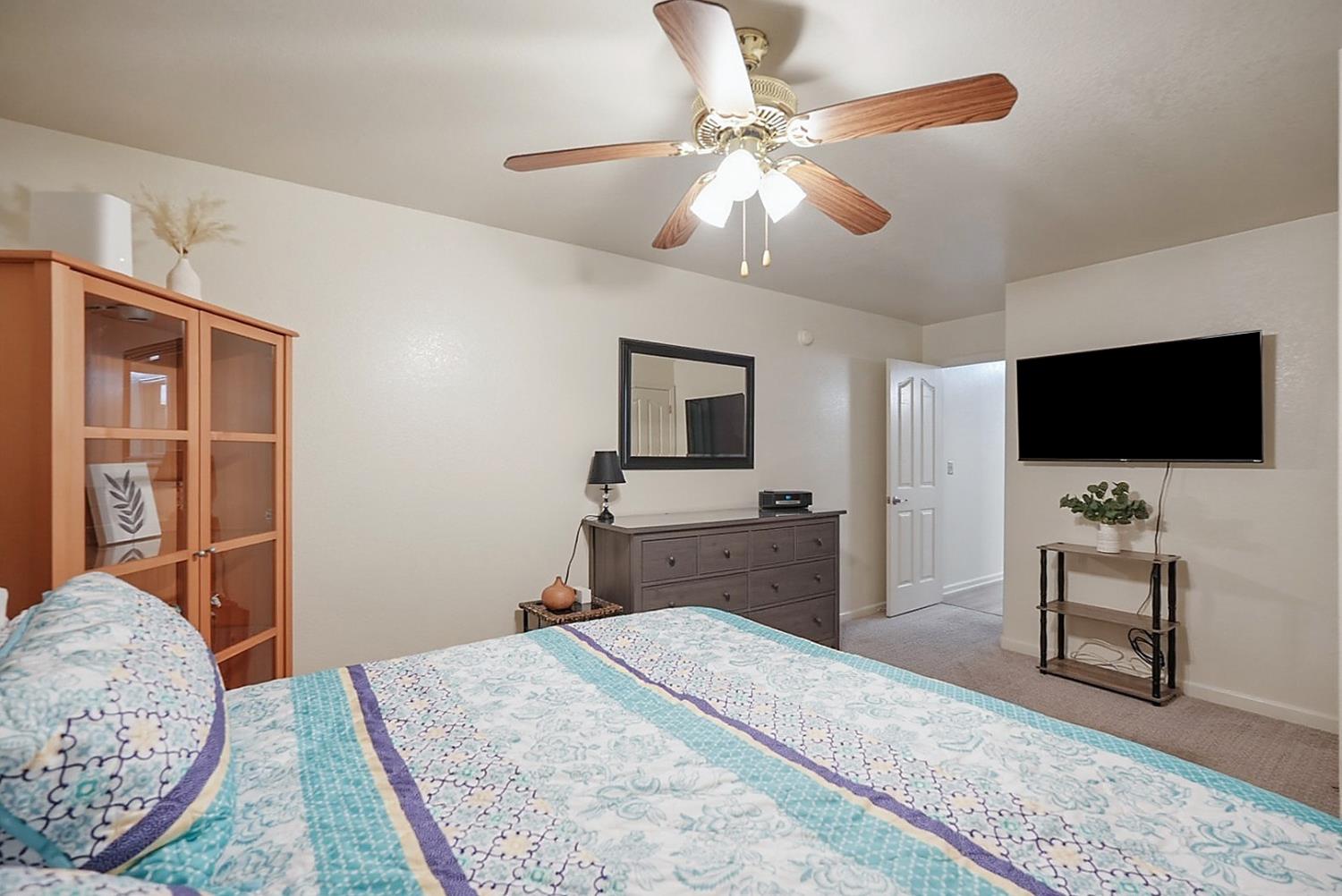 208 Riverside Ave, Chowchilla, CA 93610