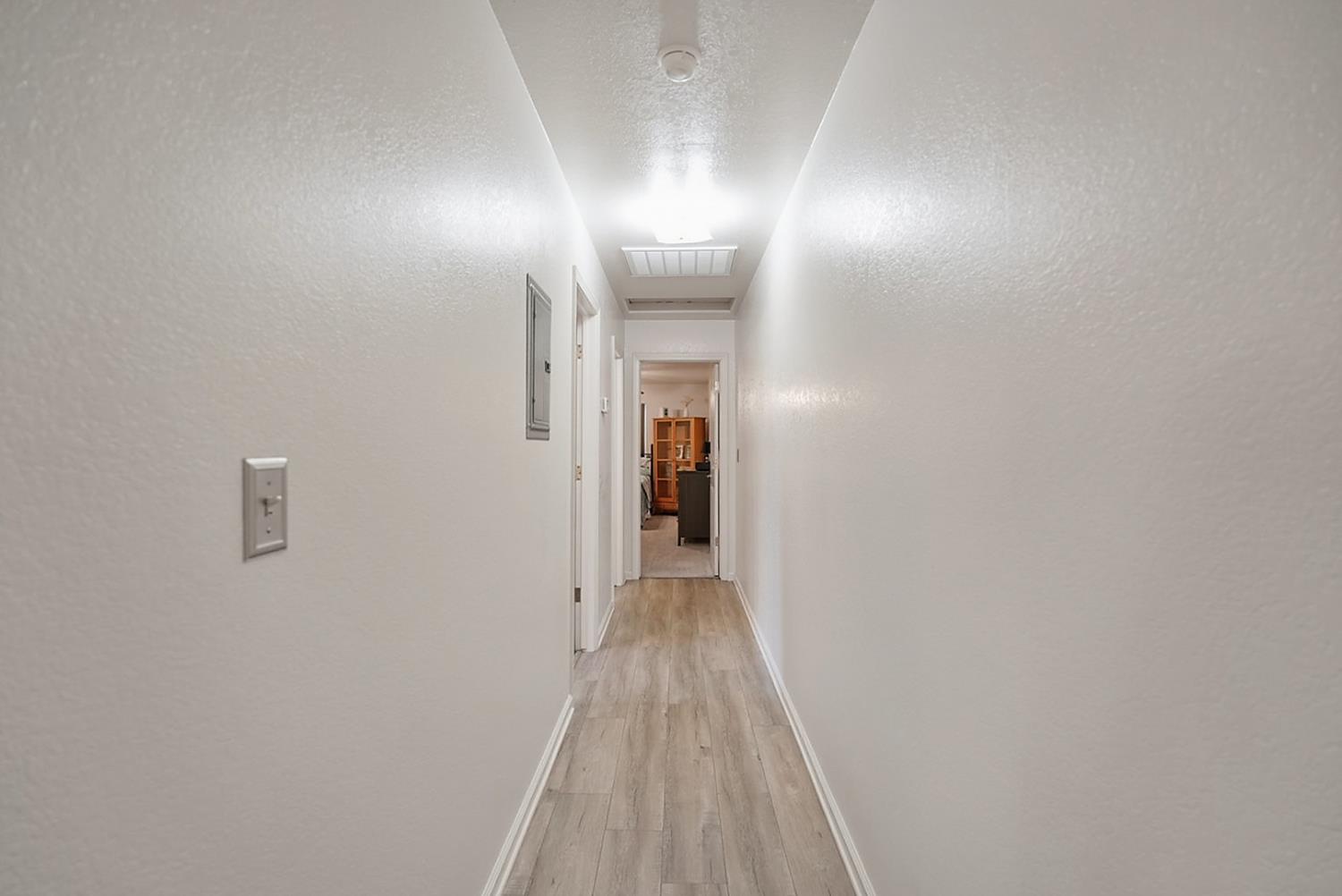 208 Riverside Ave, Chowchilla, CA 93610