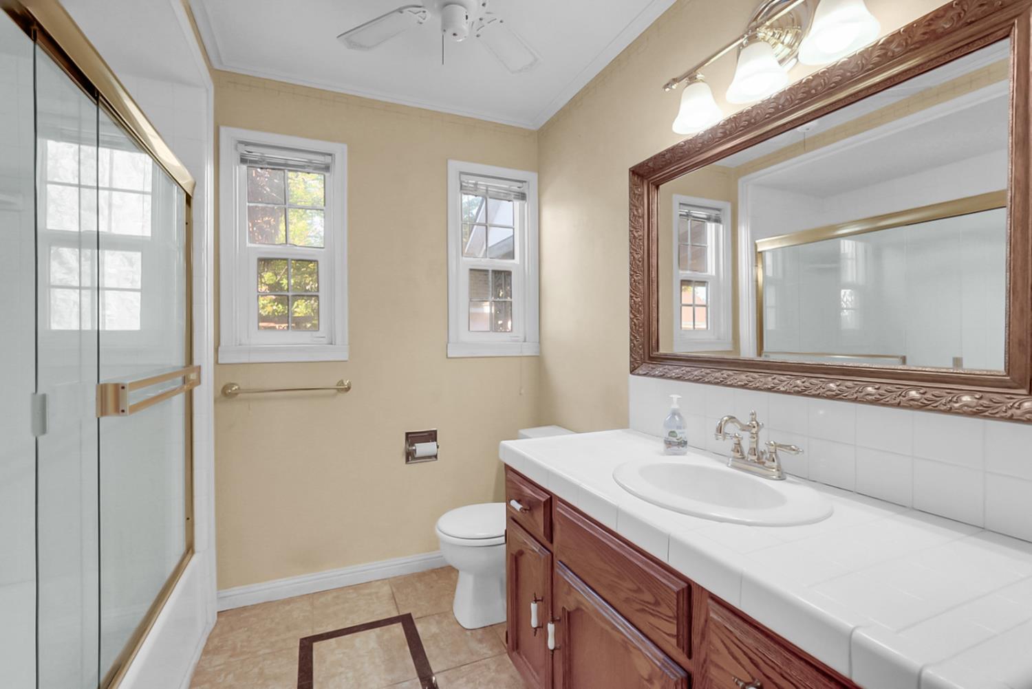 155 N 7Th St, Chowchilla, CA 93610