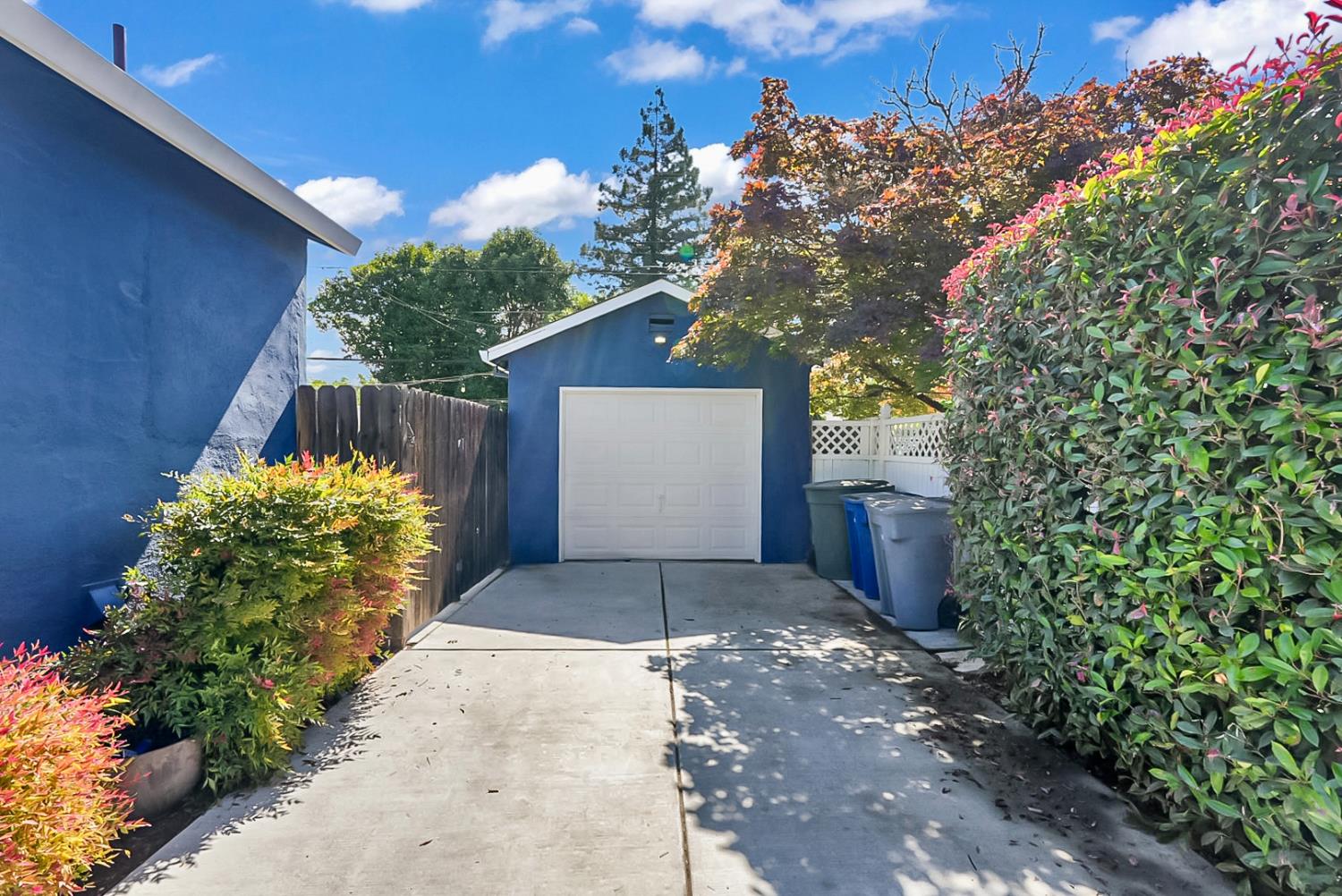 1820 Orchard Ln, Merced, CA 93540