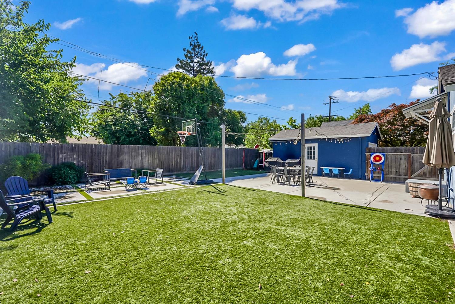 1820 Orchard Ln, Merced, CA 93540