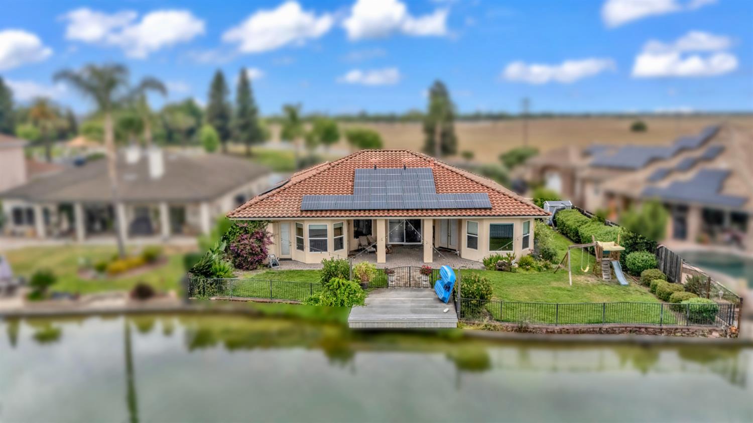 3010 Golf Dr W, Chowchilla, CA 93610
