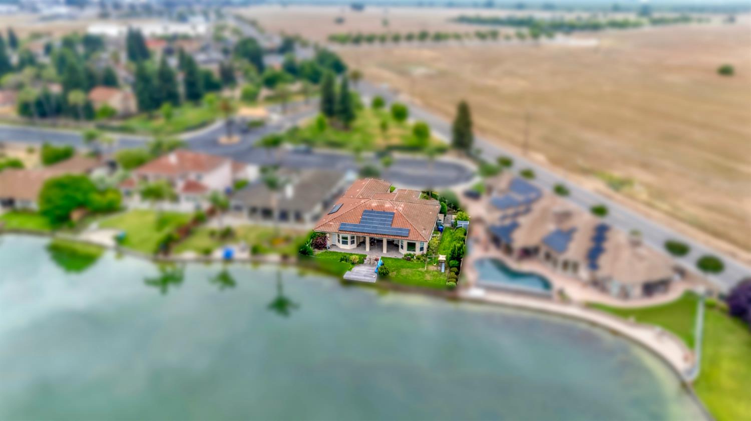 3010 Golf Dr W, Chowchilla, CA 93610