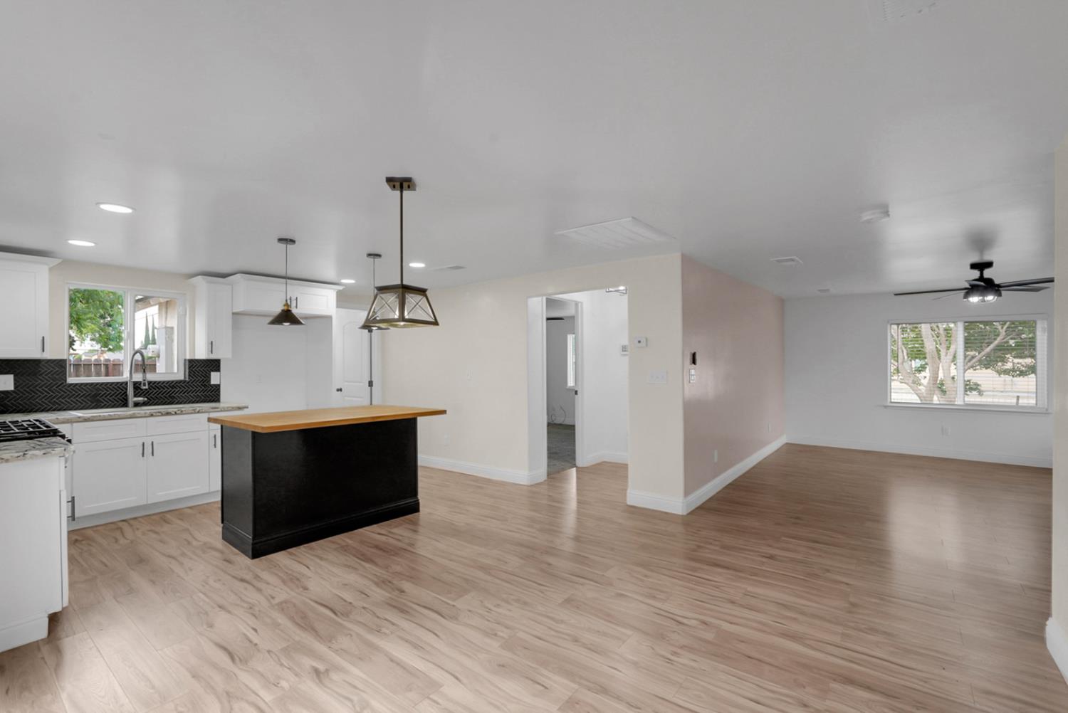 421 Orange Ave, Chowchilla, CA 93610