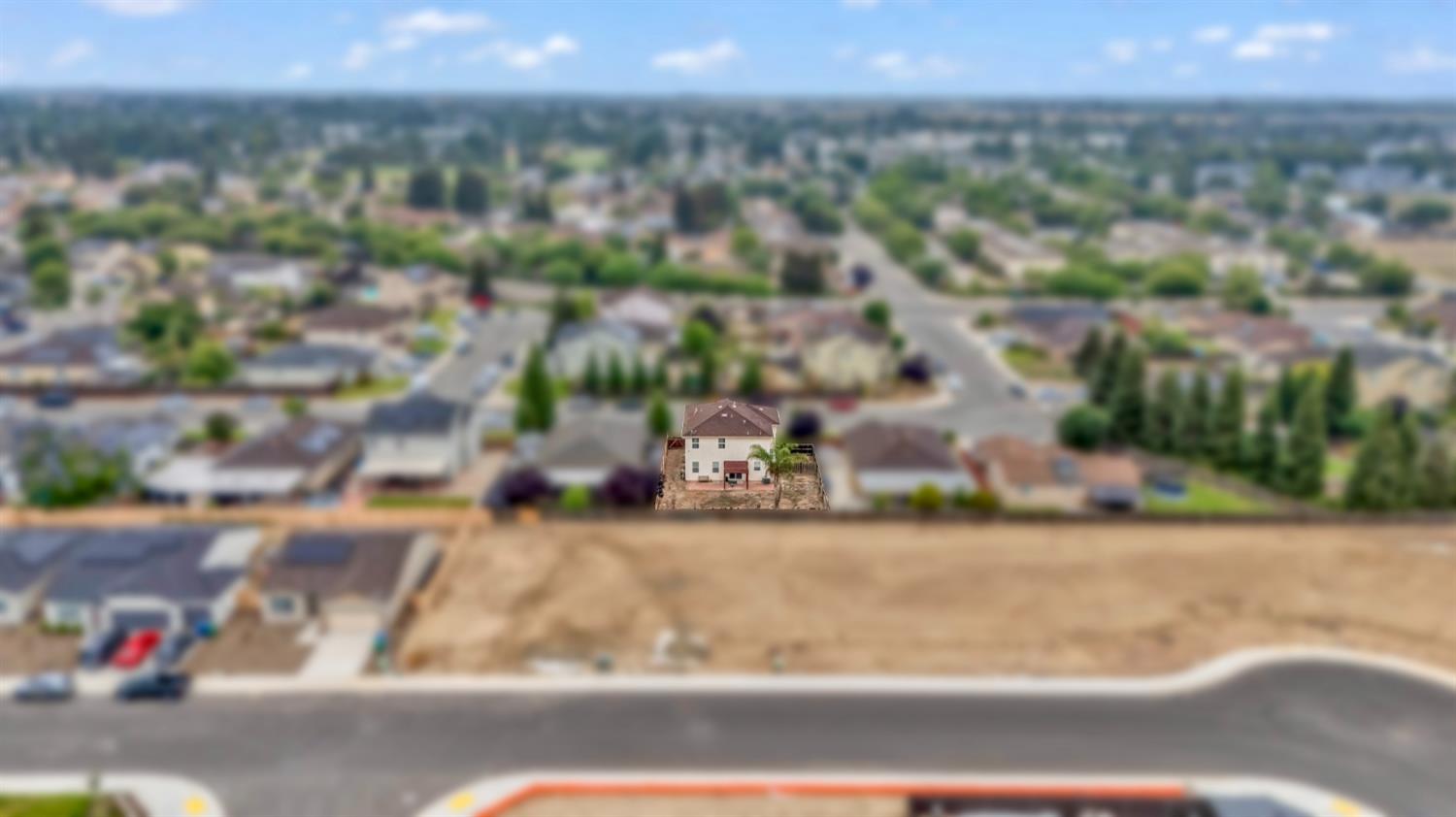 105 Pine St, Chowchilla, CA 93610