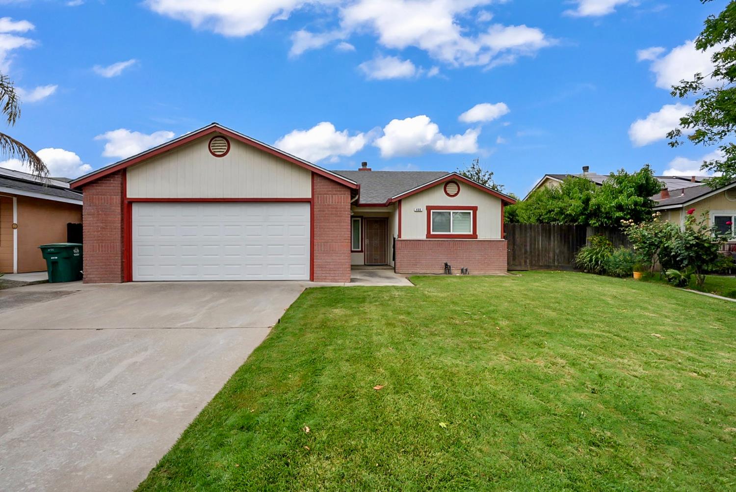 406 Jefferson St, Chowchilla, CA 93610