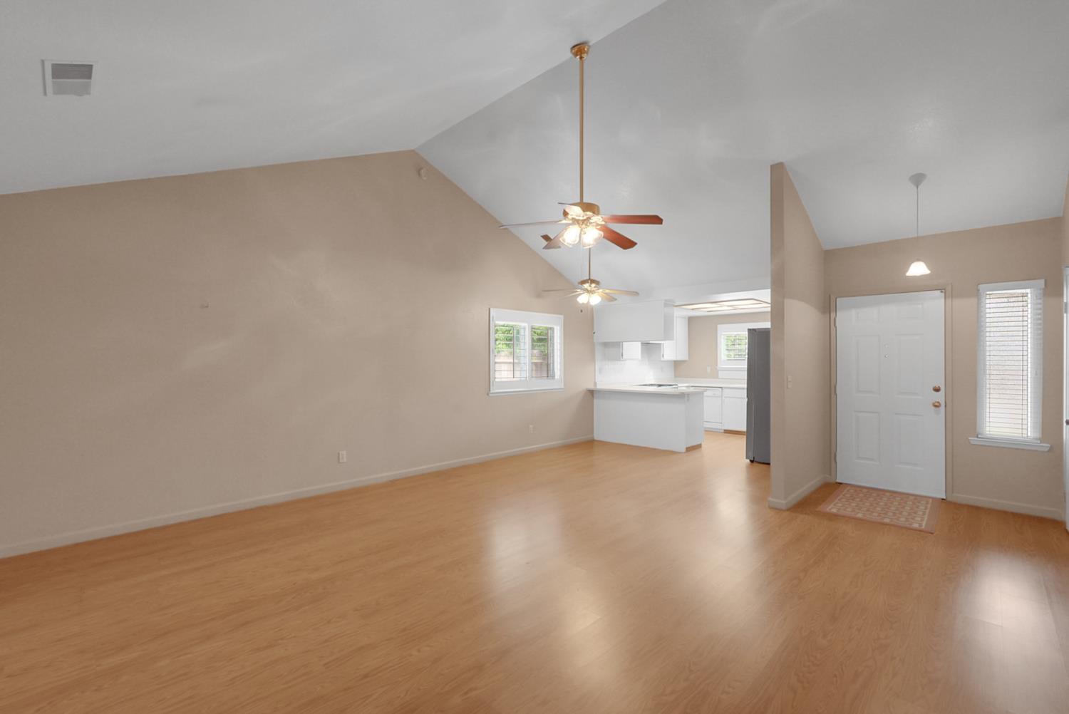 406 Jefferson St, Chowchilla, CA 93610