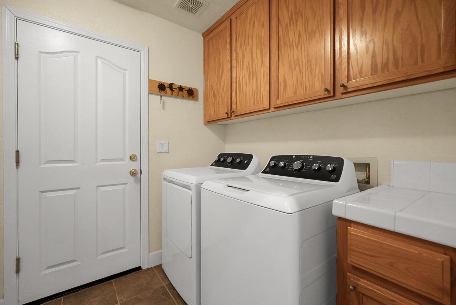 12165 Pheasant Run Blvd, Chowchilla, CA 93610