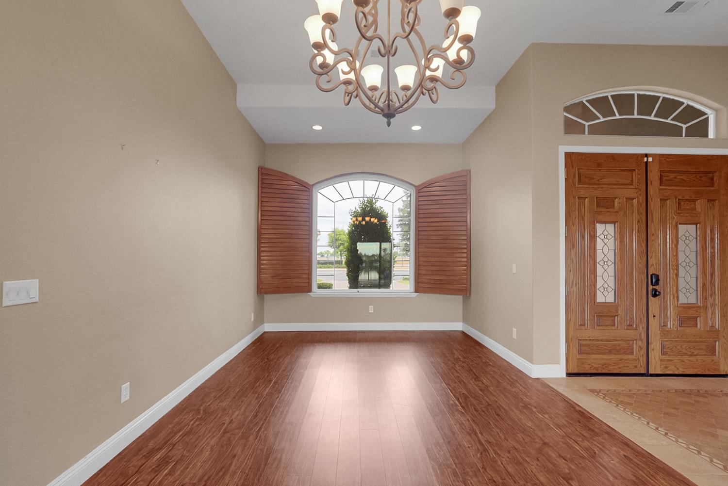 3010 Golf Dr, Chowchilla, CA 93610